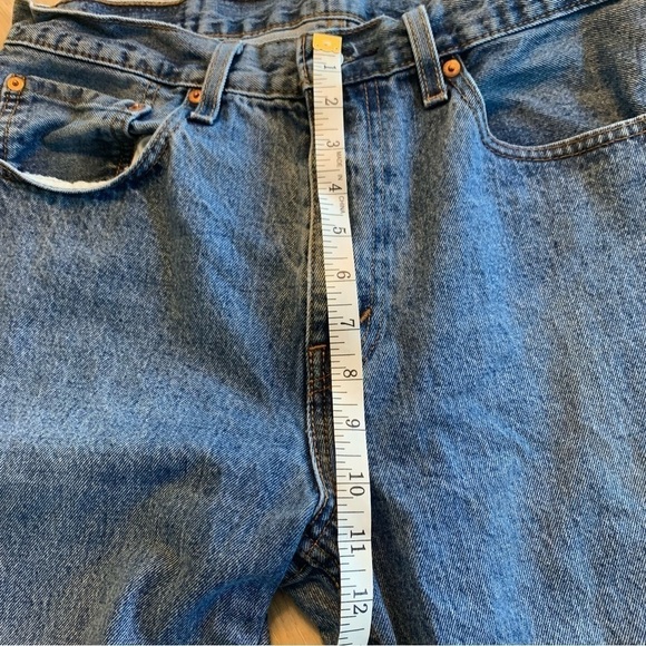 Levi’s mid rise straight leg Jean 34x33 medium wash - Picture 2 of 8